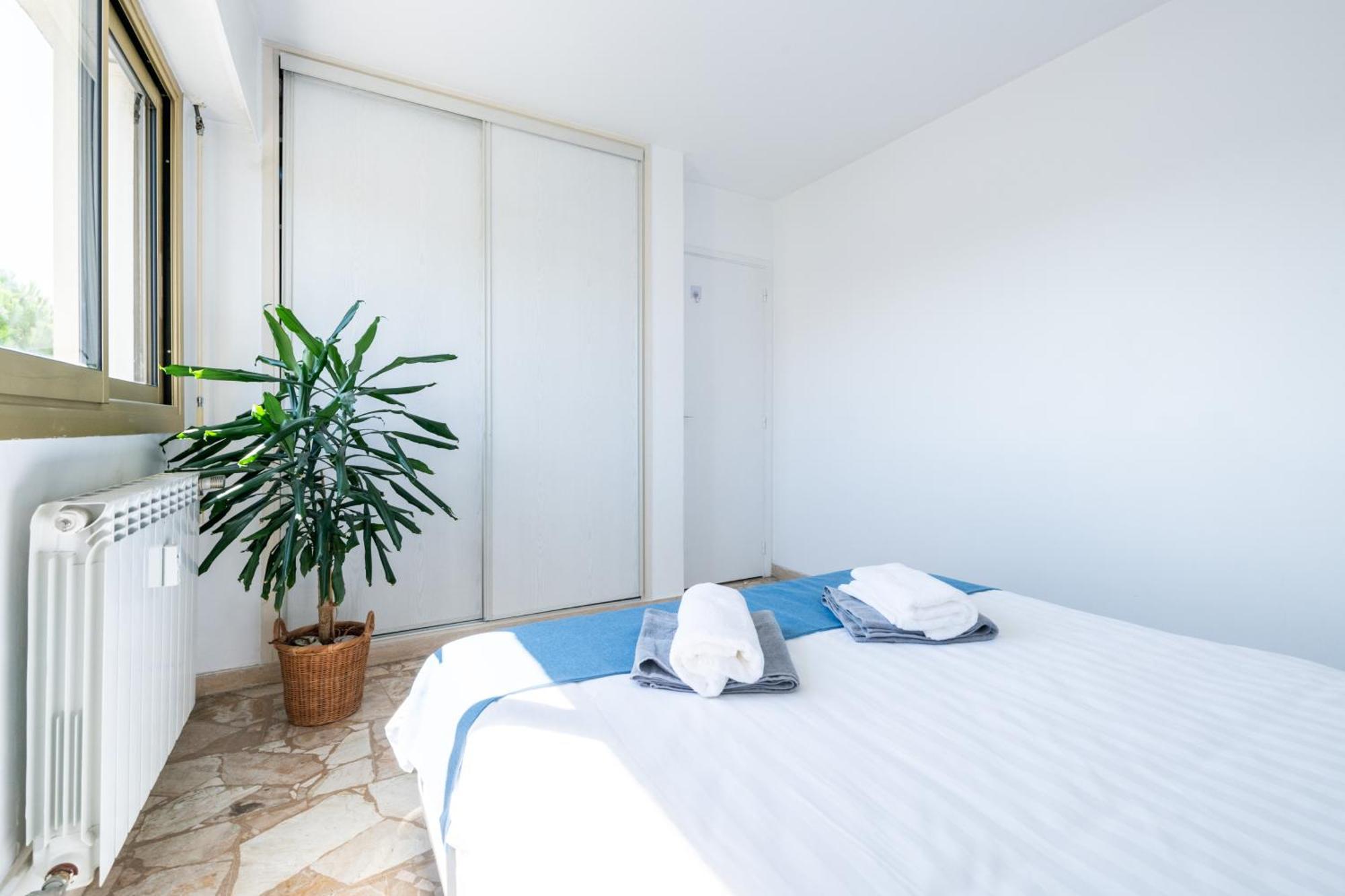 Residence Mediterranee - Beachfront - Sun And Seaview - Pool - Private Parking Cagnes-sur-Mer Exteriér fotografie